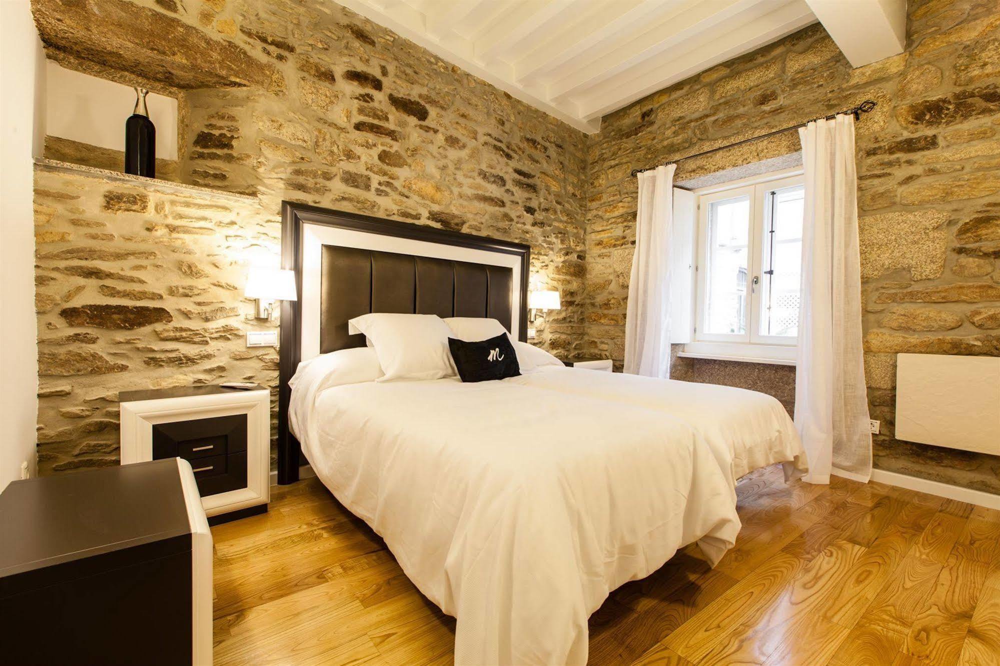 Hotel Montenegro Compostela Santiago de Compostela Ngoại thất bức ảnh