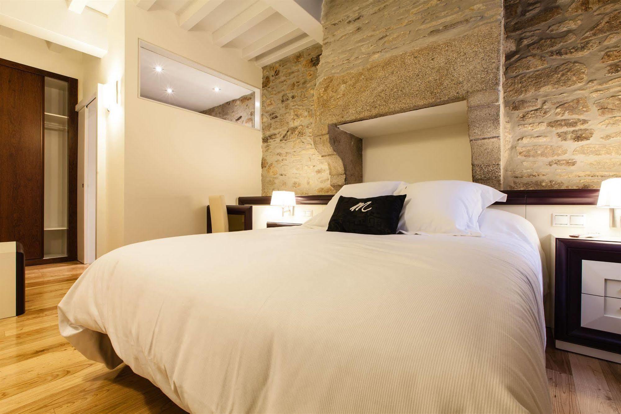 Hotel Montenegro Compostela Santiago de Compostela Ngoại thất bức ảnh